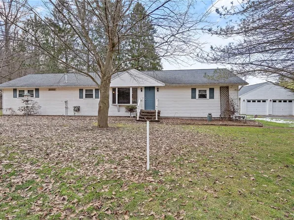 6043 Fikes Rd, Memphis, NY 13112