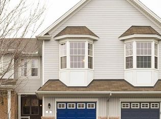 343 Applecross Cres, Ottawa, ON K2K 0C3