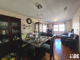 224 Quincy Street, #2