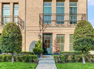 2715 Capitol St, Houston, TX 77003