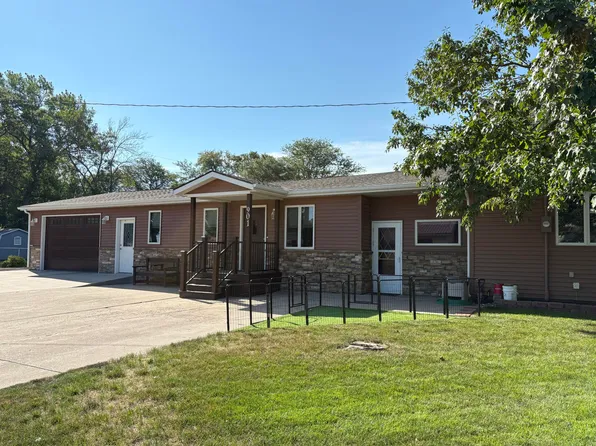 901 S Vermont Ave, Platte, SD 57369