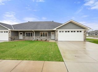 712 3rd St, Columbus, NE 68601