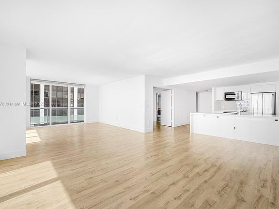 5th image of 50 Biscayne Blvd APT 3810