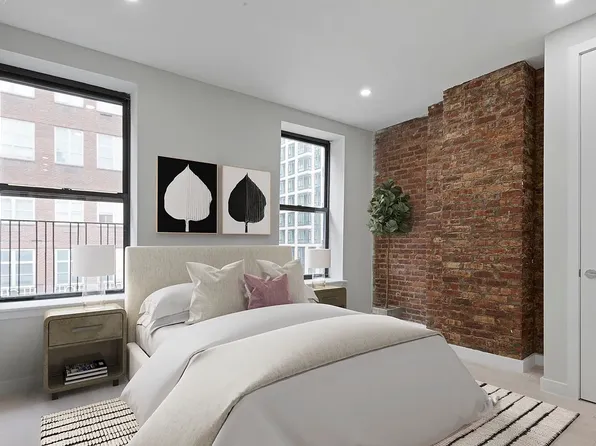 128 East 86th Street image 1 of 5