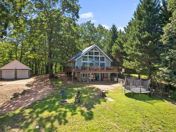 128 Freds Summit Pl, Mountain Rest, SC 29664