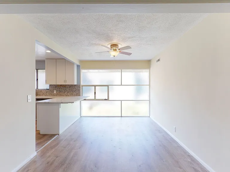 225ora — Photo 6
