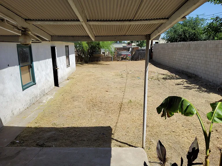 506 Fig St — Photo 8