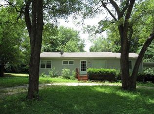 10324 Richmond Dr, Kansas City, MO 64134