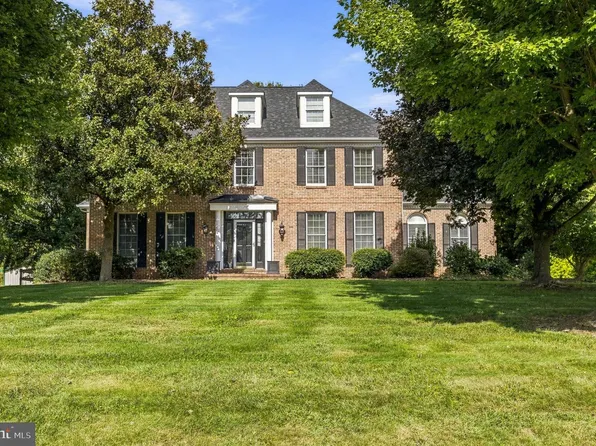 27 Steeple Chase Ln, North East, MD 21901