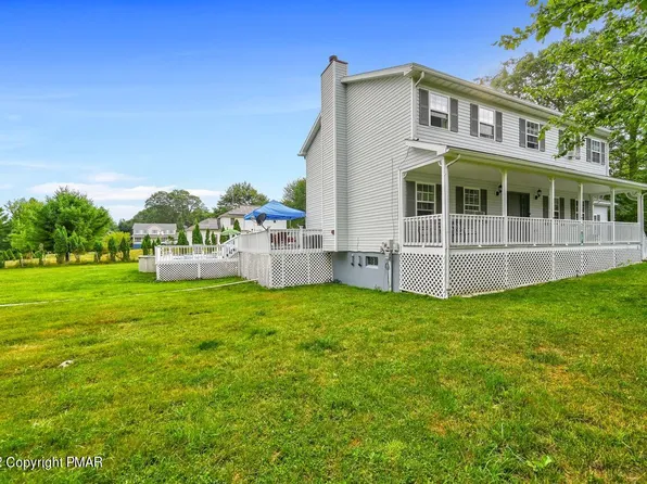 197 McNamara Ln, Tobyhanna, PA 18466