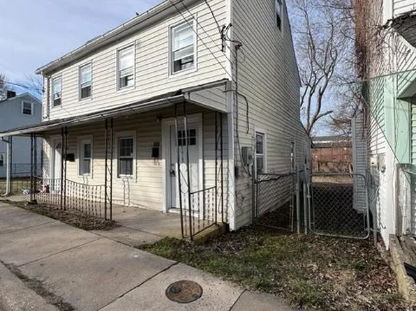 119 Milburn St, Elkton, MD 21921
