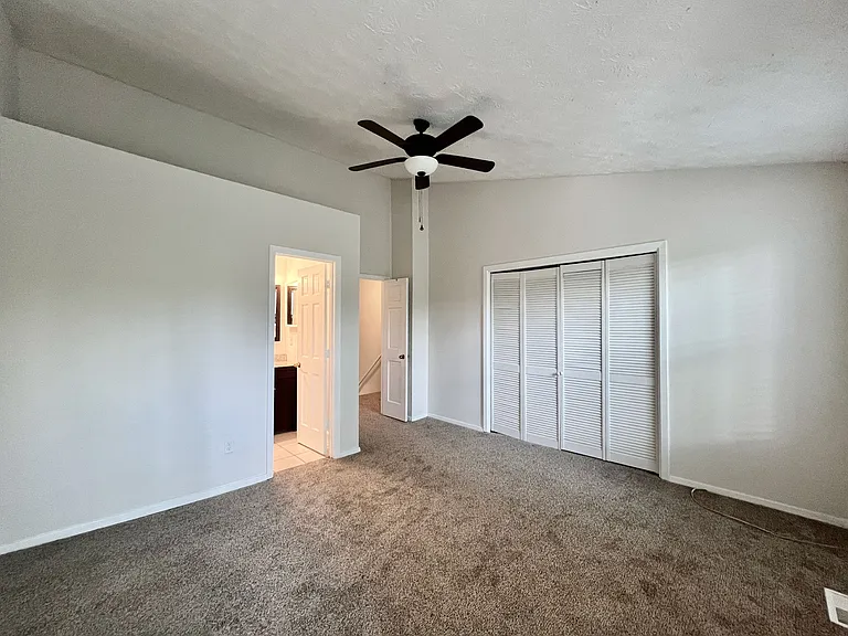 601 Wedgewood Way — Photo 15
