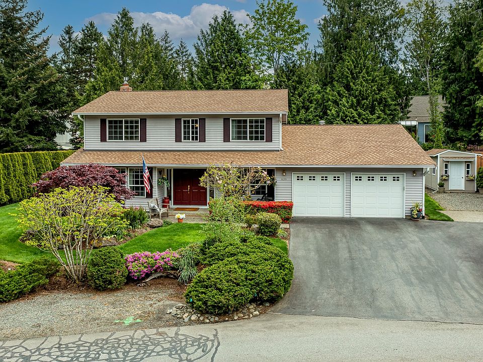 1st image of 620 Kalmia Pl NW