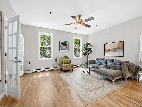 2nd image of 118 Willow Ave APT 2