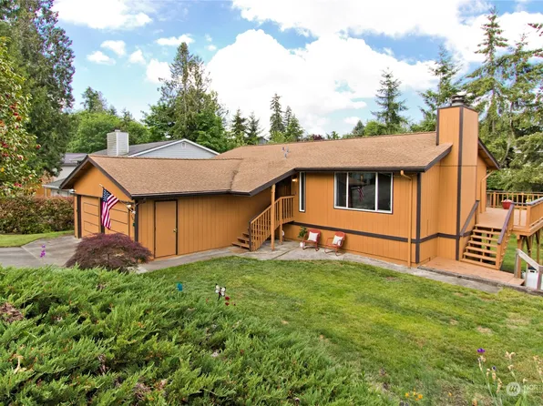 503 22nd Avenue Ct, Milton, WA 98354