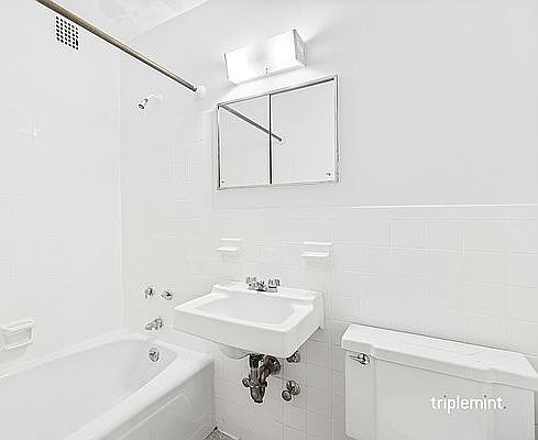 5th image of 435 E 77th St APT 9-D