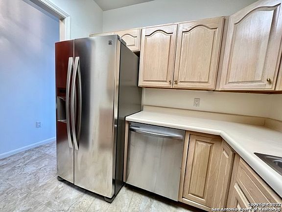 3rd image of 1 Towers Park Ln #2203