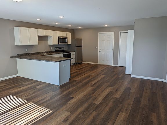 2nd image of 1810 6th Avenue Eastapt #206