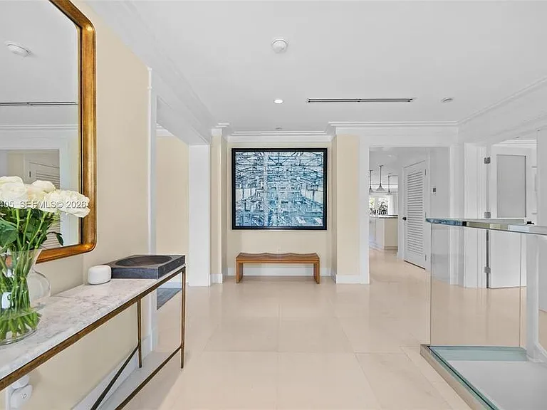 6831 Sunrise Ct — Photo 8