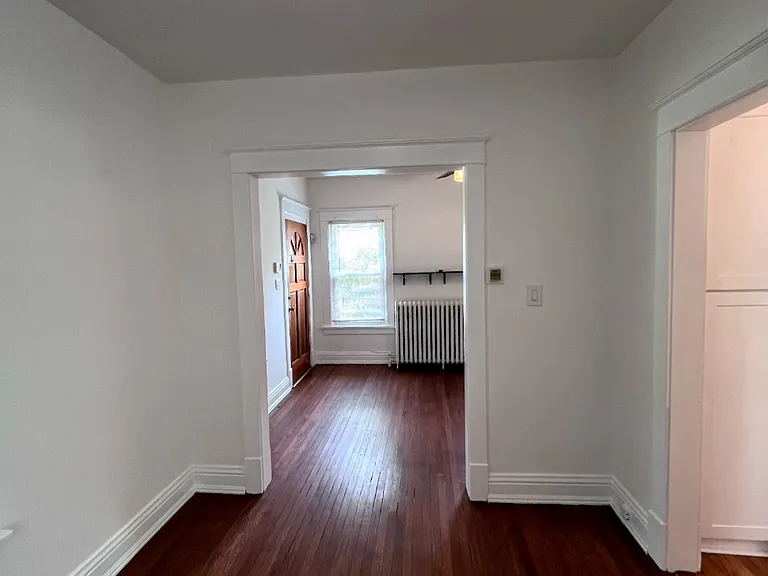 6113 Arbor St — Photo 8