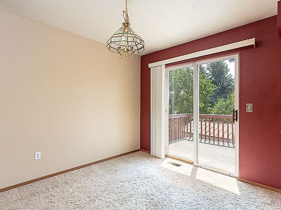 5th image of 3704 E 31st Ave