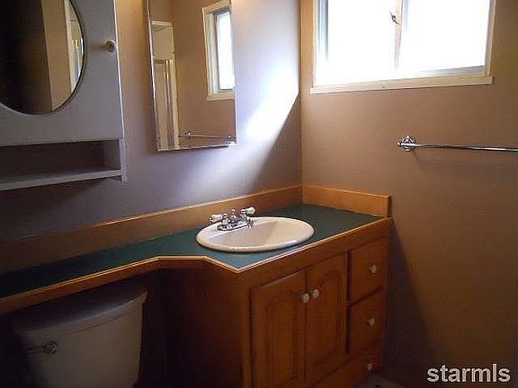 2nd image of 3020 Berkeley Ave