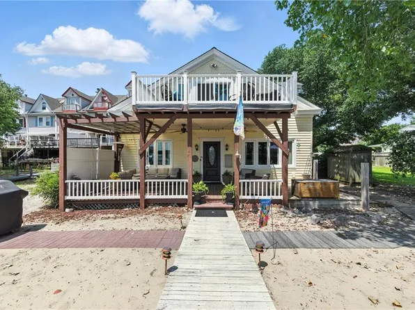 775 W Ocean View Ave, Norfolk, VA 23503