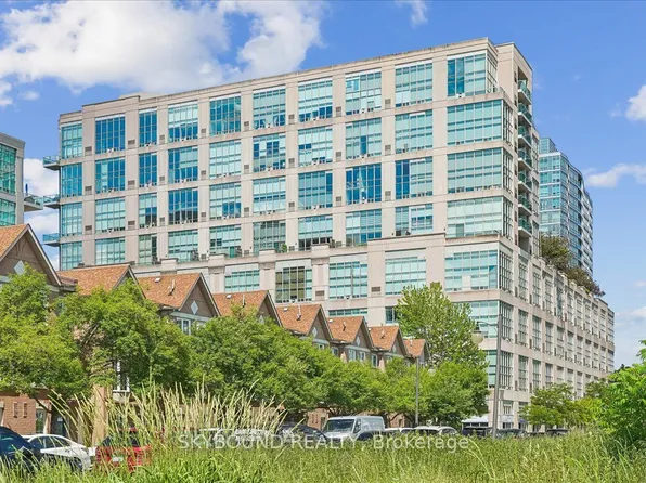 300 Manitoba St #302, Toronto, ON M8Y 4G6