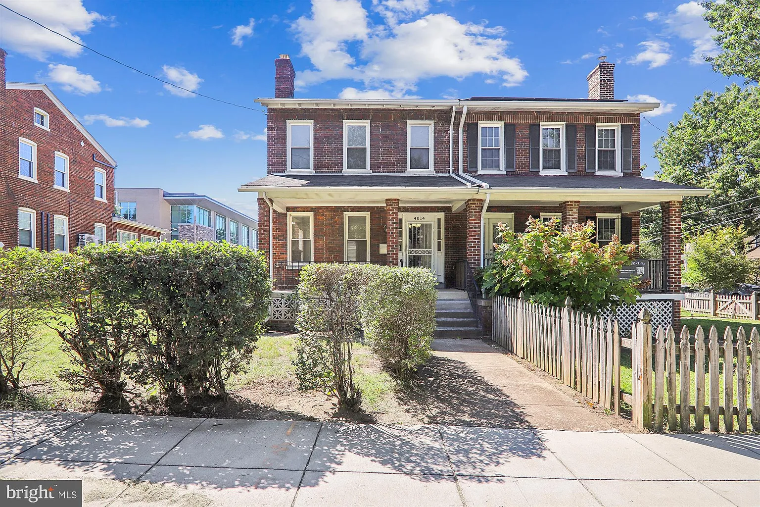4014 12th St NE photo 1