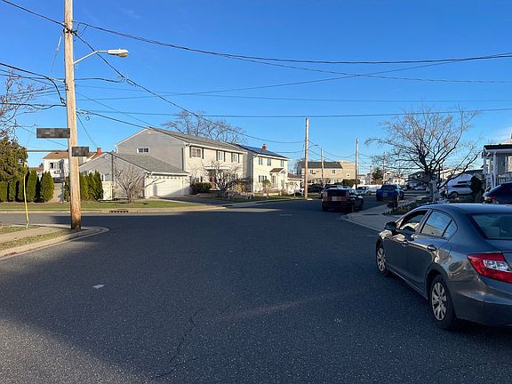 5th image of 169 Meister Blvd