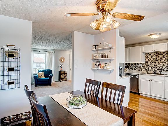 5th image of 880 Lakefield Dr
