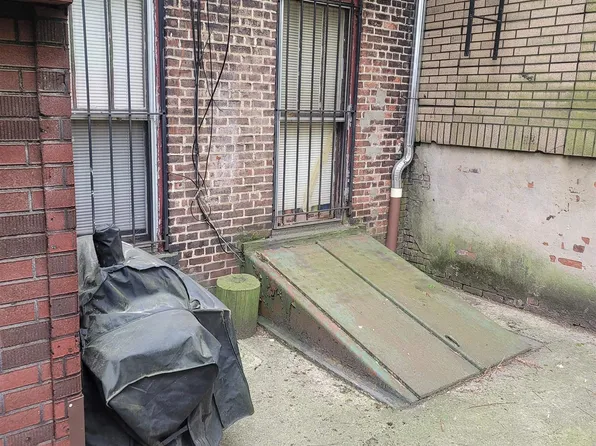 774 Grand Street image 37 of 40