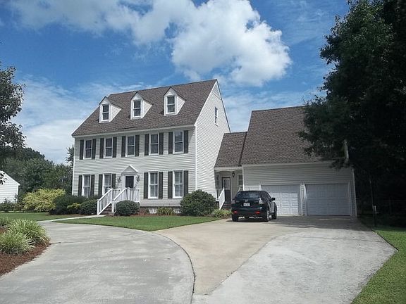 3rd image of 705 Nichole Ln