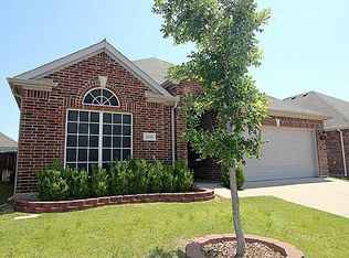 2741 Cedar Ridge Ln, Fort Worth, TX 76177