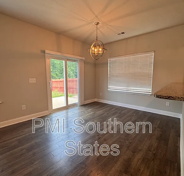 199 Rosewood Cir — Photo 8