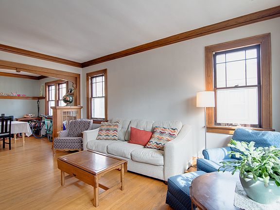 4th image of 3220 Lyndale Ave S APT 2