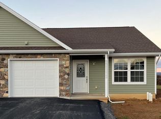 65 Pacific Ave, Milroy, PA