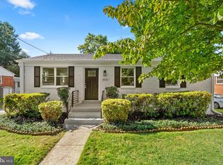 4806 Oxbow Rd, Rockville, MD 20852