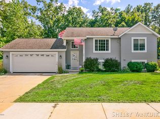 26 Cannonball Ln, Wayland, MI 49348