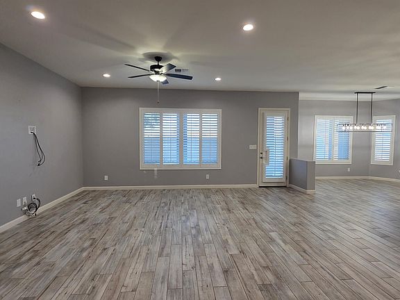 4th image of 3745 S Falcon Dr
