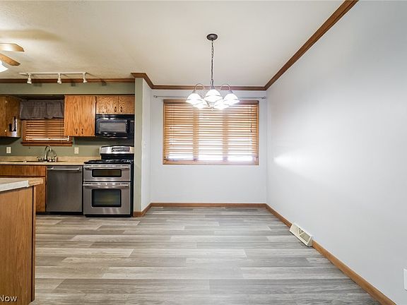 5th image of 5605 Andover Blvd