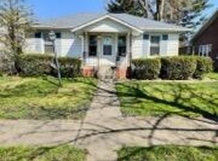 1025 Lincoln St, Hobart, IN 46342