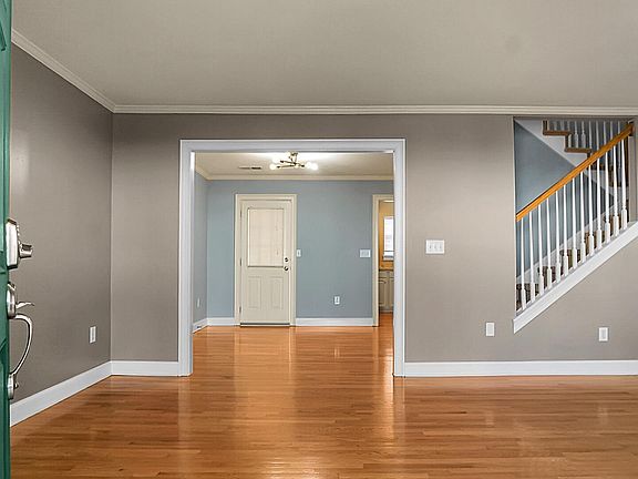 3rd image of 1545 Ashley River Rd #2-Q