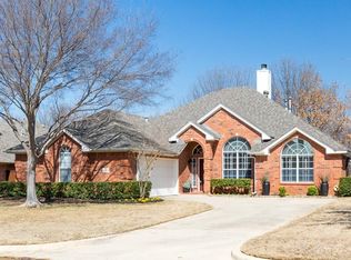 12 Sunrise Ct, Trophy Club, TX 76262