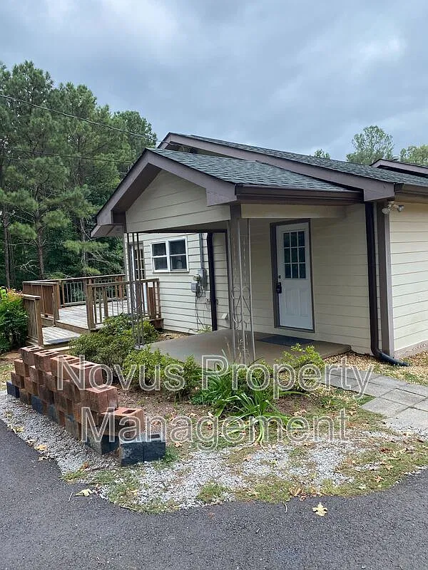 2 bed, 2.0 bath, 2014 sqft, $1,475 — Photo 1
