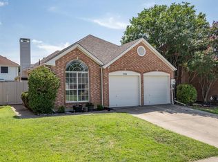 924 Plantation Dr, Lewisville, TX 75067