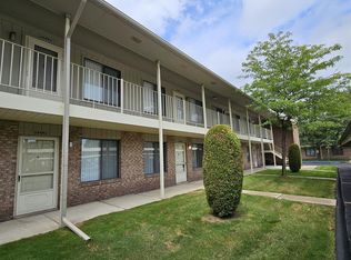 39499 Harrison Bay Ct, Harrison Township, MI 48045