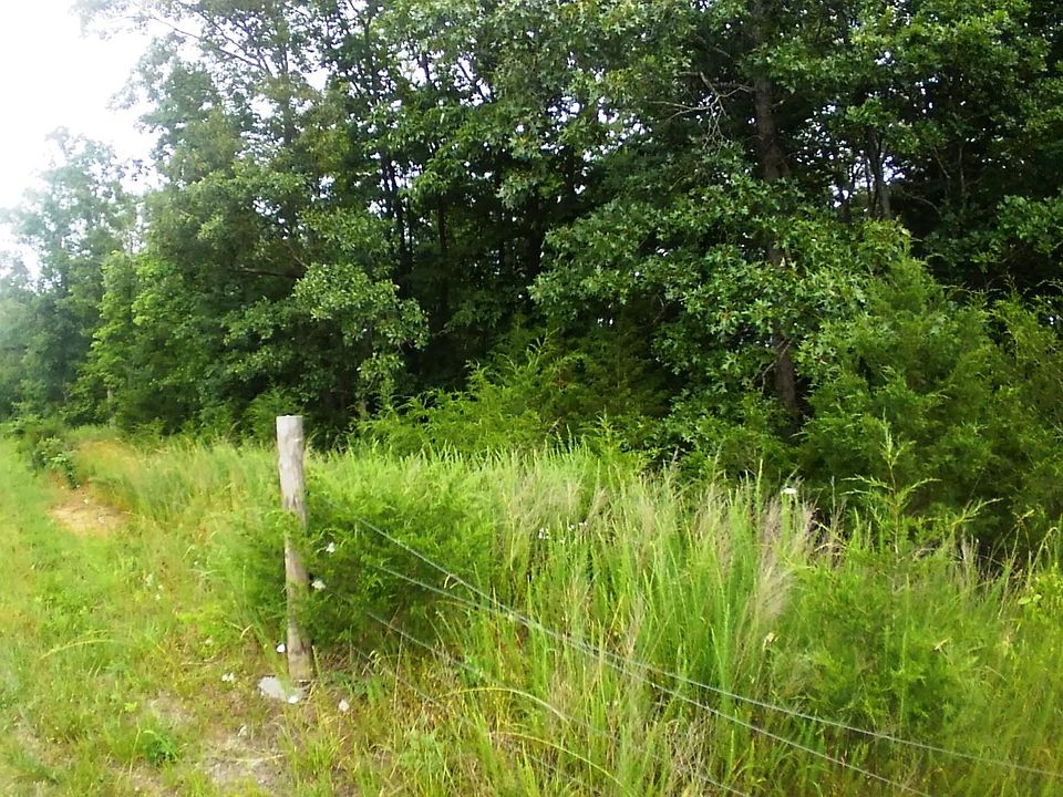 2nd image of 14 Smelcer Rd