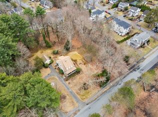 53 Elmwood Rd, Wellesley, MA 02481