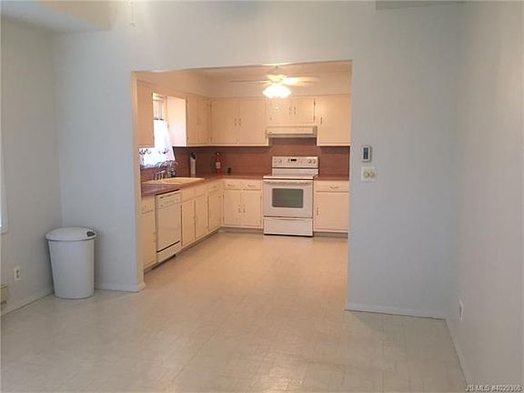 4th image of 102 Northumberland Dr